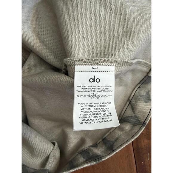 ALO Yoga Iconic Shopper Gray Tie-Dye Canvas Large Tote Bag Gym Travel Authentic - Picture 4 of 8